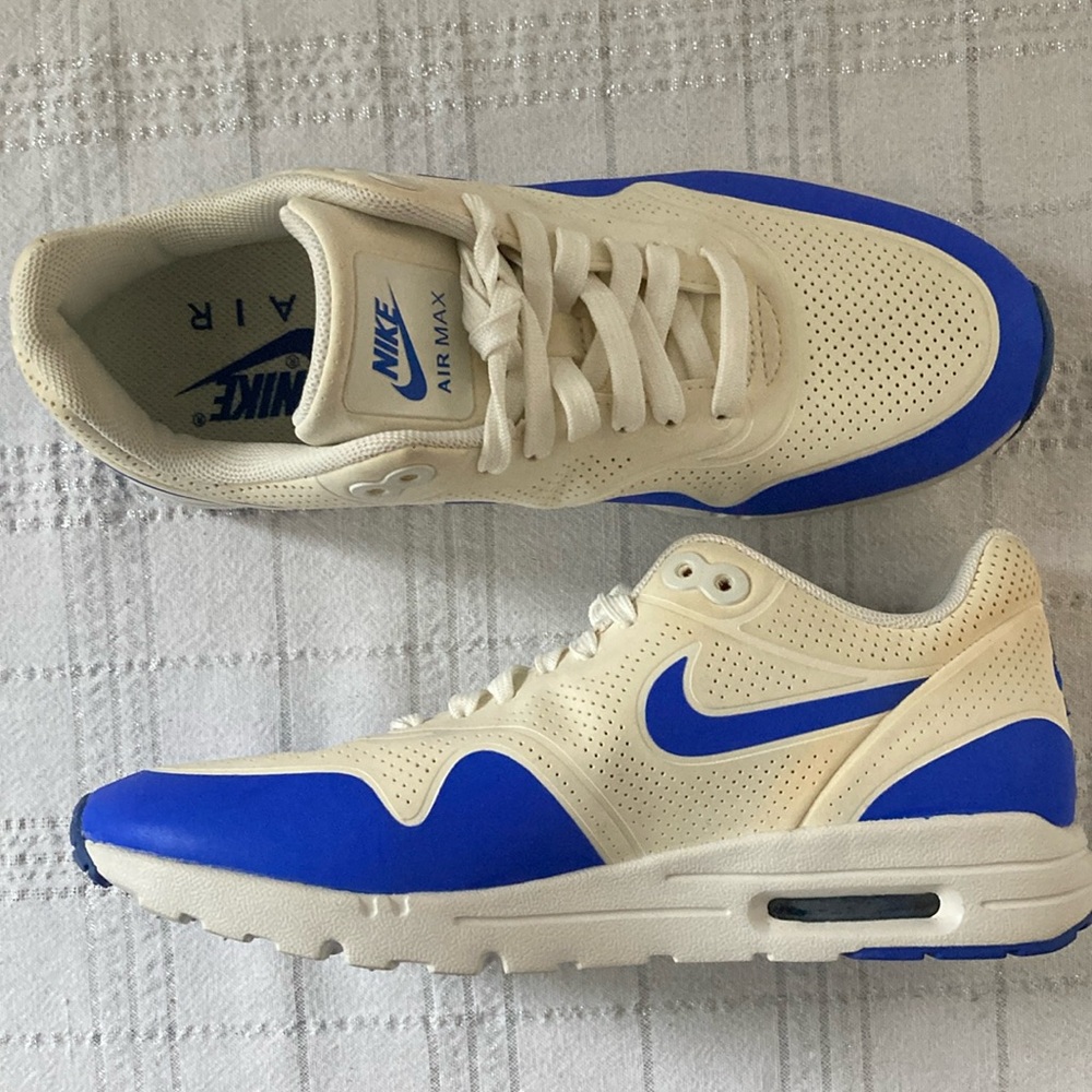 Nike Women’s Air Max Sneakers